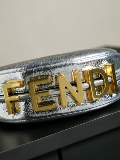 フェンディバッグ細部ディテール